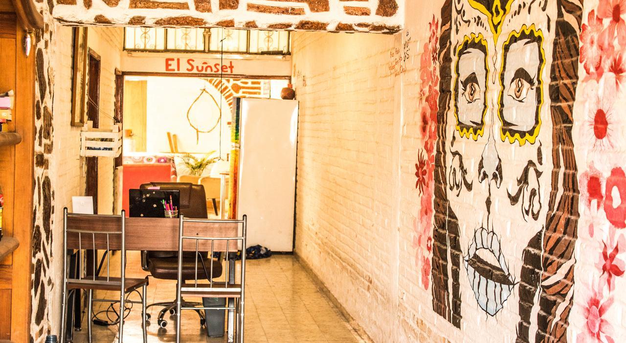 El Sunset Hostel Puerto Vallarta Eksteriør bilde