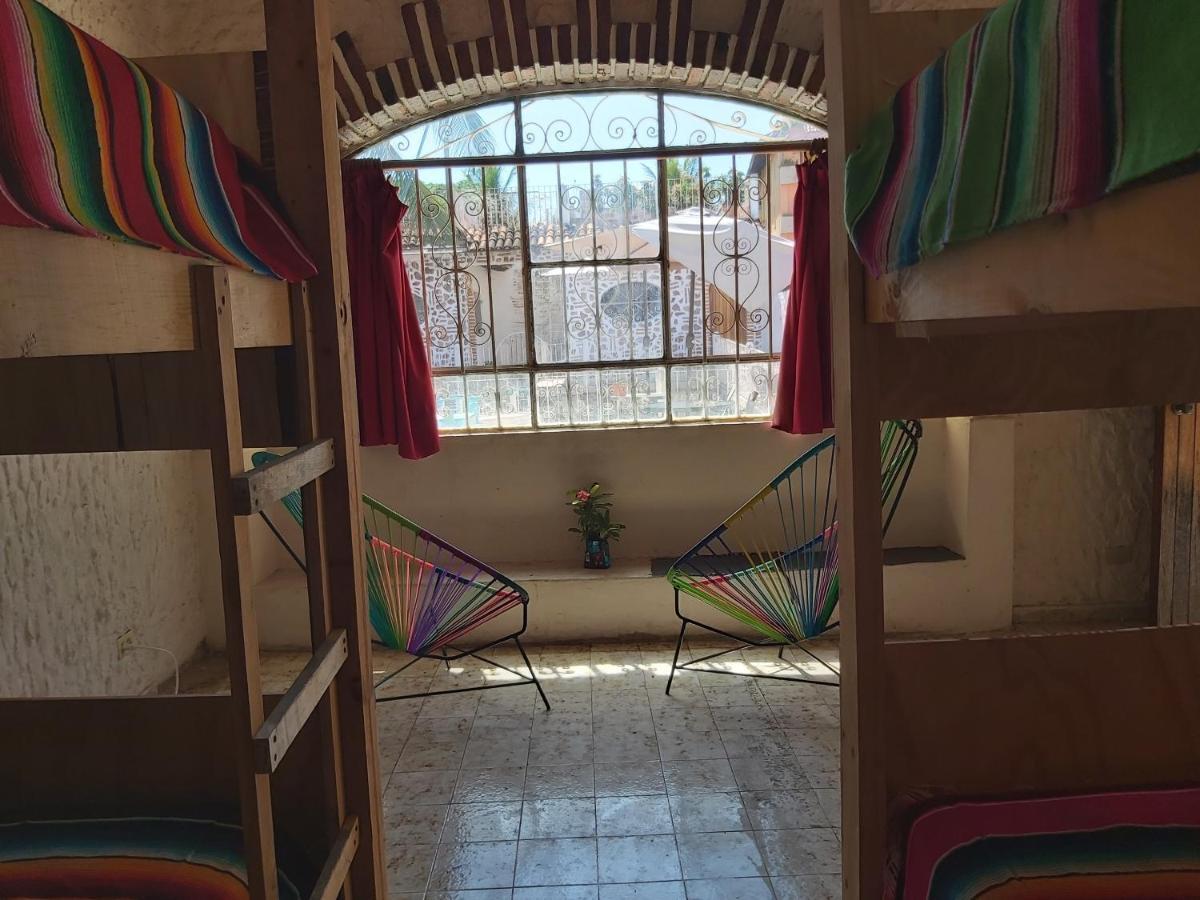 El Sunset Hostel Puerto Vallarta Eksteriør bilde